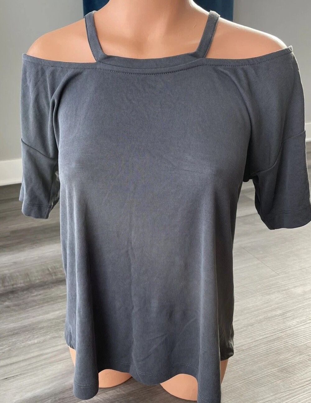 Harlowe Graham Gray Ribbed Cold Shoulder Blouse Top Size XS Stretch